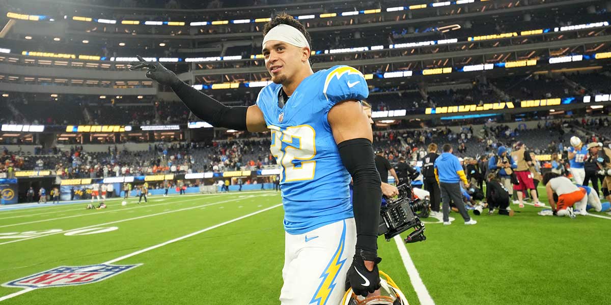 Los Angeles Chargers safety Alohi Gilman (32) celebrates at the end of the game against the Cincinnati Bengals at SoFi Stadium.