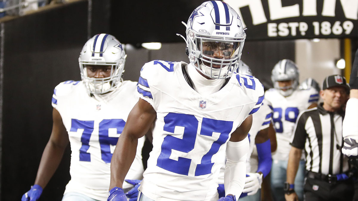 Dallas Cowboys cornerback Amani Oruwariye (27) takes the field to play the Pittsburgh Steelers at Acrisure Stadium.