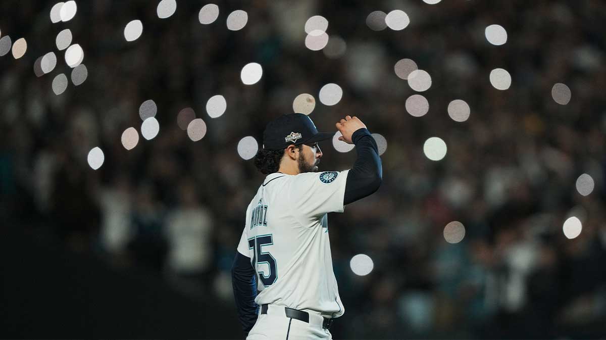 Seattle Mariners pitcher Andres Munoz (75) enters the game five of the ALCS round against the Toronto Blue Jays in the ninth inning for the 2025 MLB playoffs at T-Mobile Park.