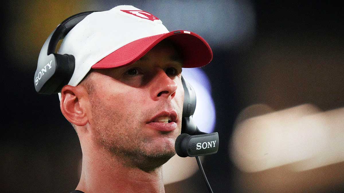 Arizona Cardinals head coach Jonathan Gannon watches from the sidelines as they play against the Las Vegas Raiders at State Farm Stadium.