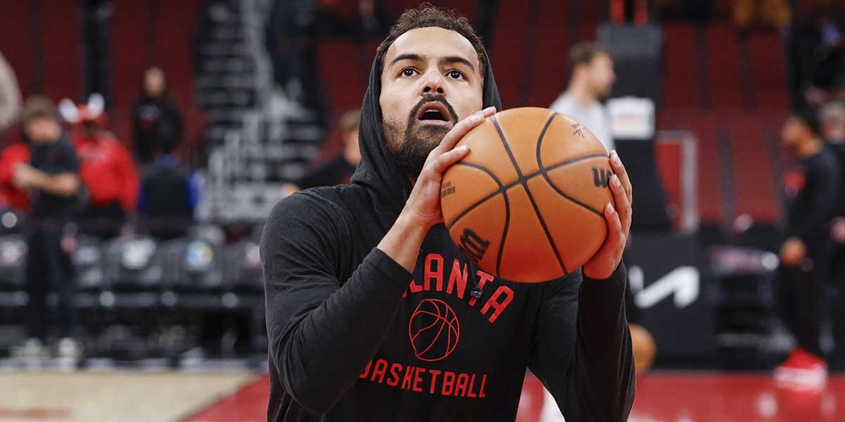 Atlanta Hawks guard Trae Young (11) warms up before an NBA game against the Chicago Bulls at United Center.