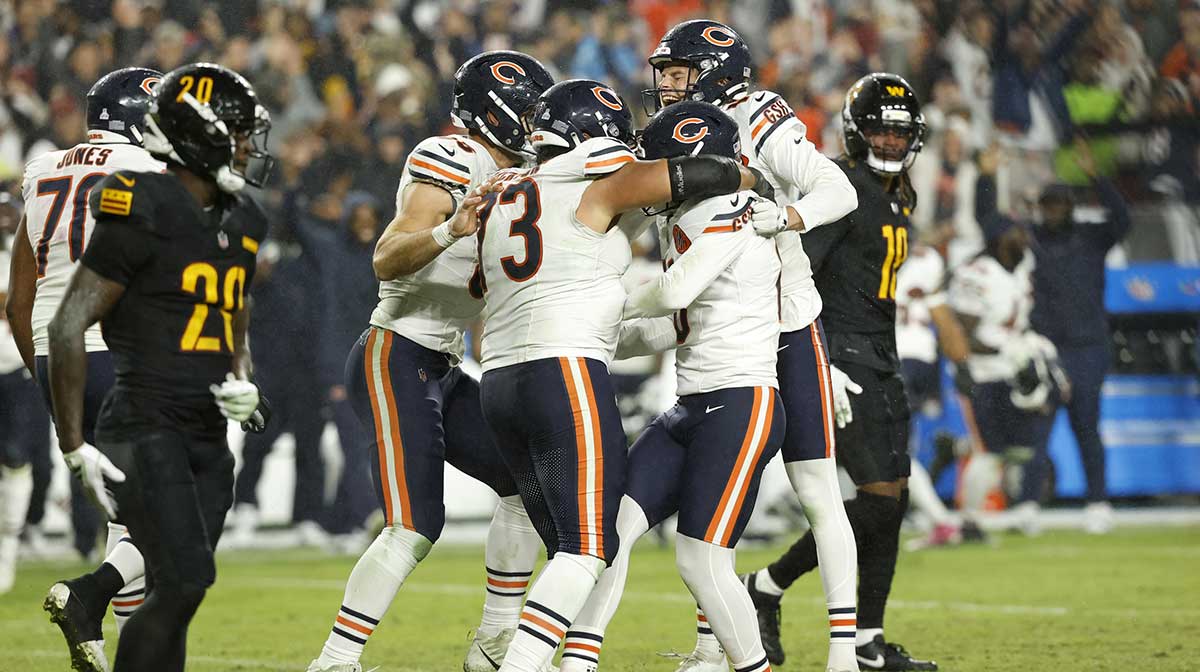 Commanders fall 25–24 to Bears as Jake Moody’s game-winning kick leaves Magic Johnson reeling after a heartbreaking Bears-Commanders finish.