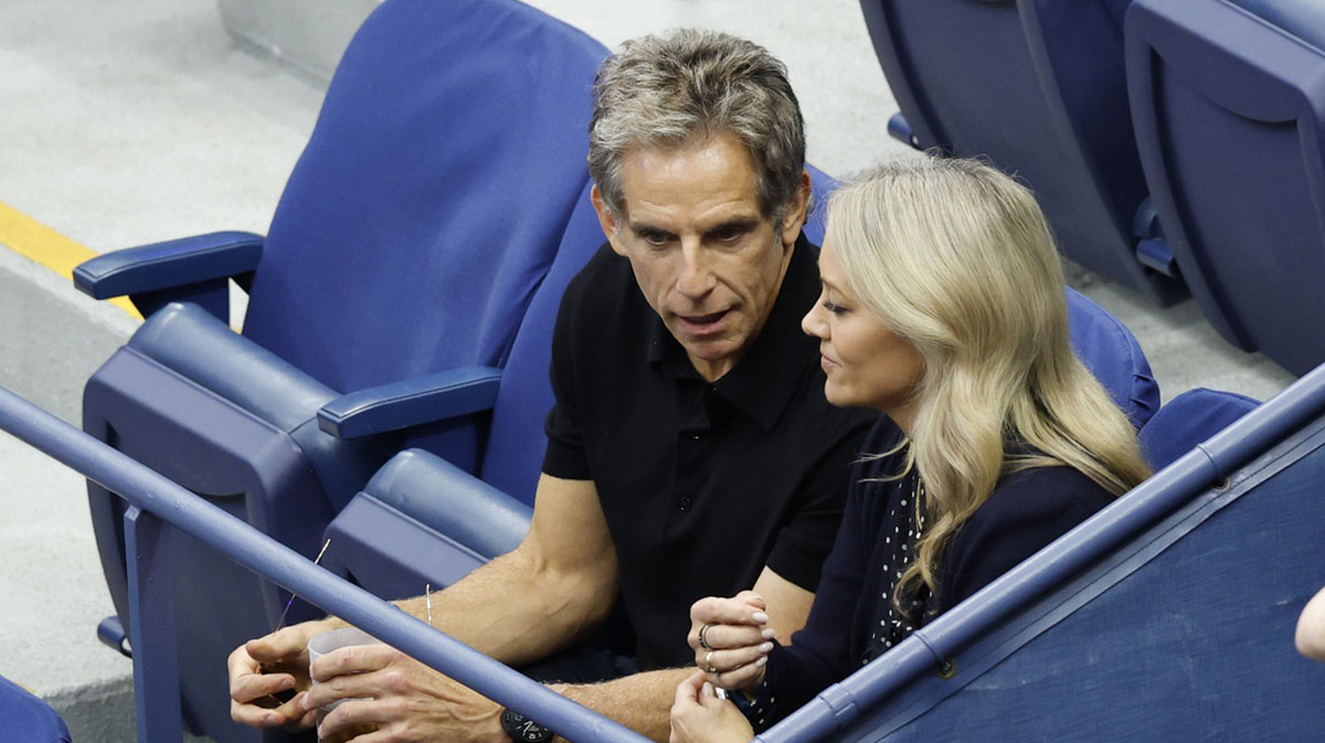 New York Knicks fan Ben Stiller.