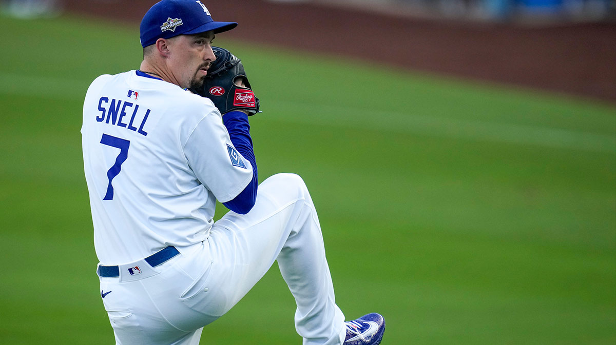 Los Angeles Dodgers starting pitcher Blake Snell (7) warms up before the first inning of the MLB National League Wild Card Game 1 between the Los Angeles Dodgers and the Cincinnati Reds at Dodger Stadium in Los Angeles on Tuesday, Sept. 30, 2025. The Dodgers won game 1 of the series, 10-5.
