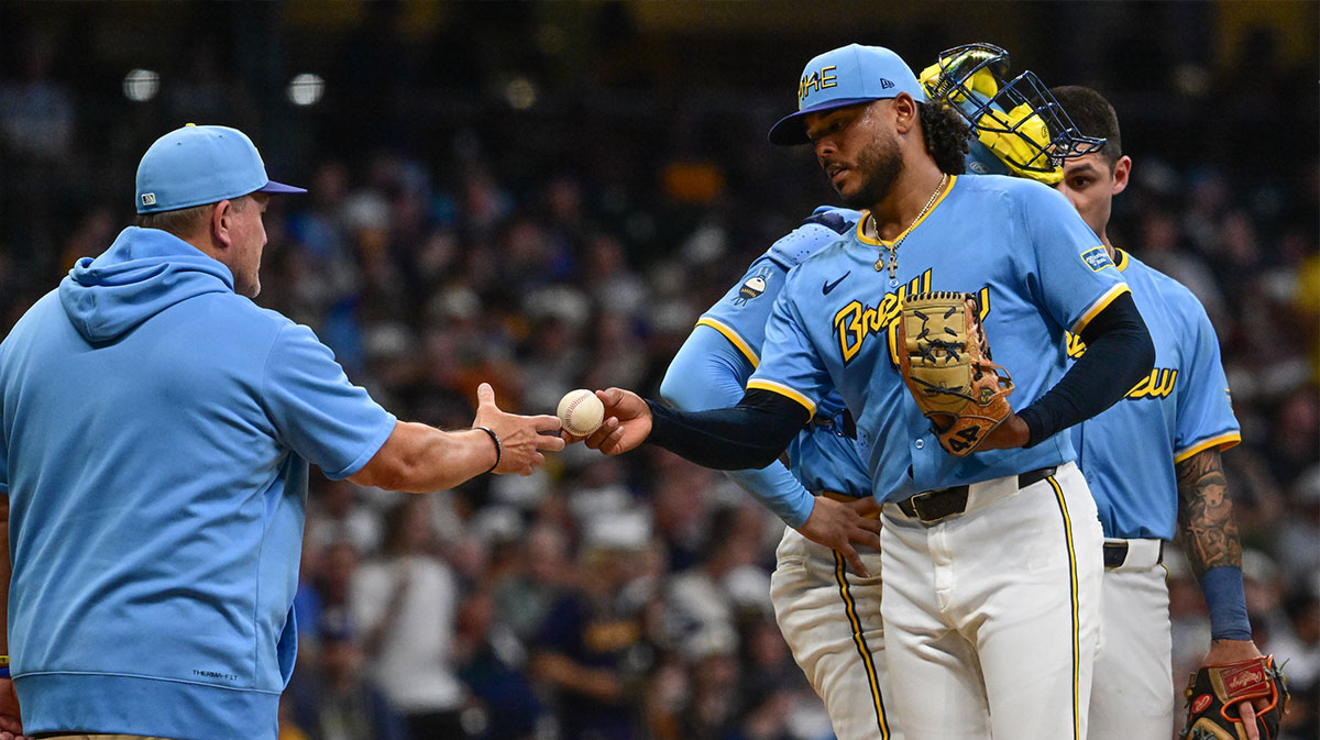 Brewers manager Pat Murphy reveals ‘closer’ message to Freddy Peralta for Game 1