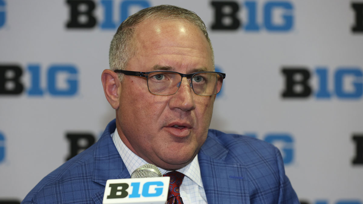 Maryland head coach Buzz Williams speaks during Big Ten Men’s Basketball Media Days at the Donald E. Stephens Convention Center.