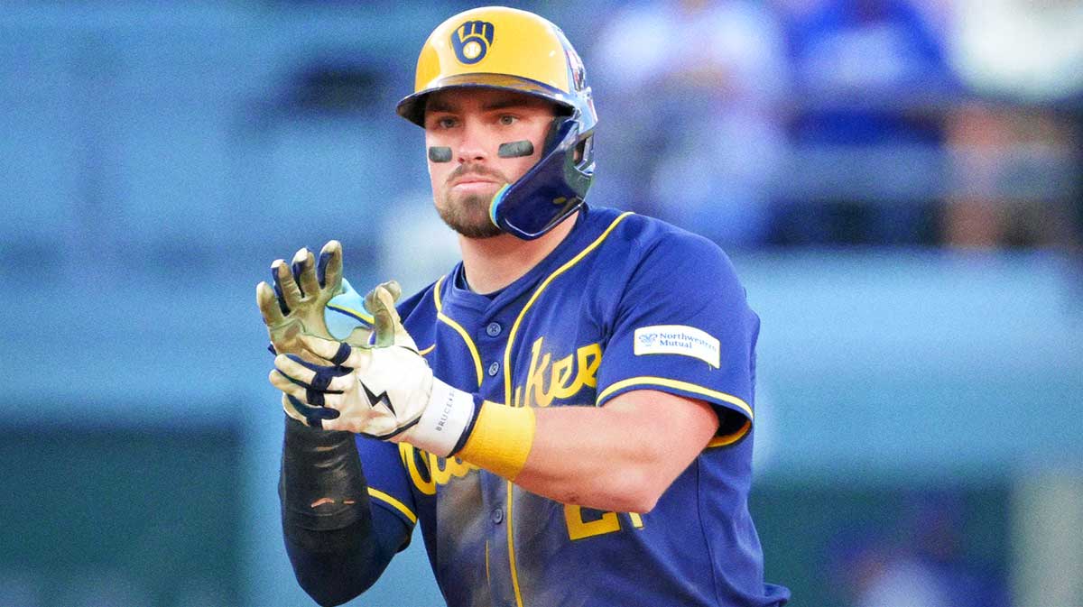 Why Brewers infielder isn’t giving up hope despite 0-3 NLCS deficit