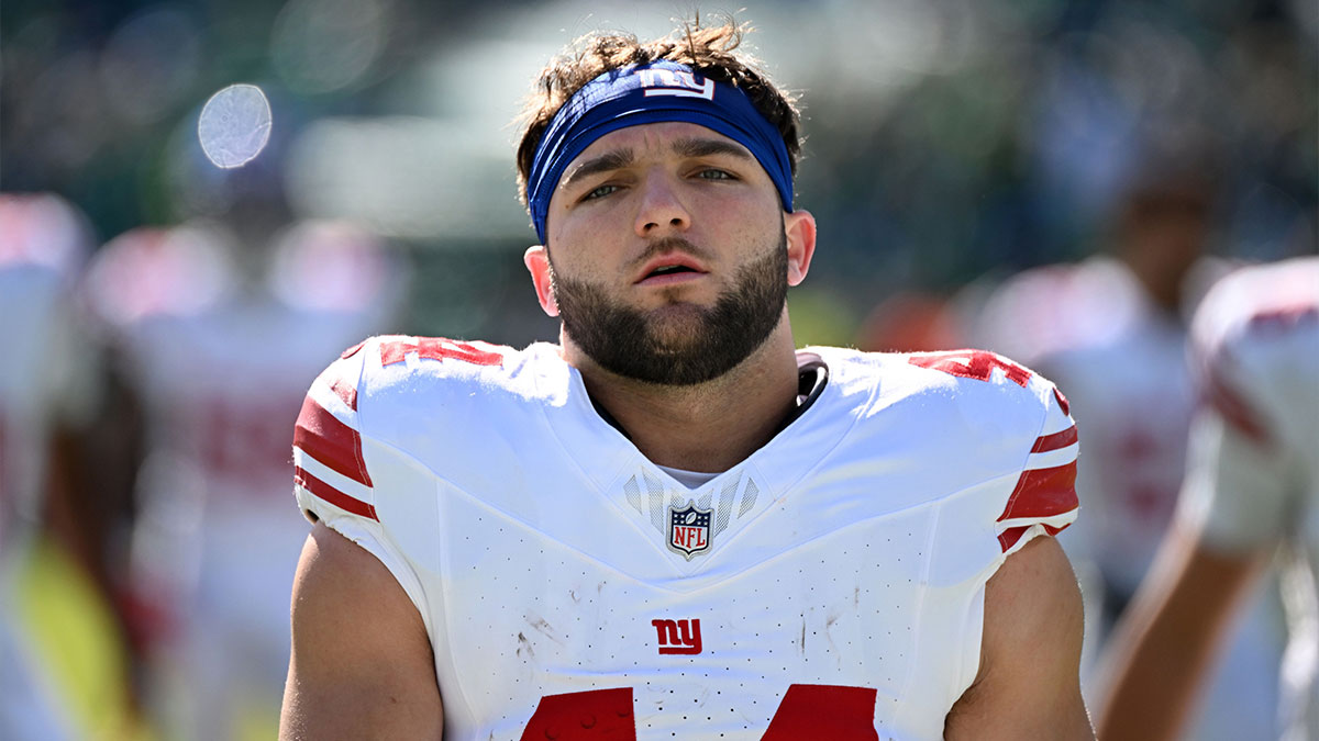 New York Giants running back Cam Skattebo (44) looks on before the game against the Philadelphia Eagles at Lincoln Financial Field.