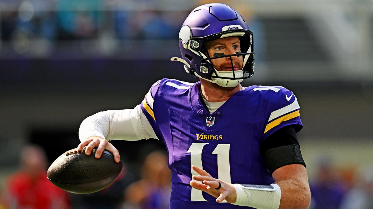 Vikings QB Carson Wentz shows up on TNF injury report alongside JJ McCarthy