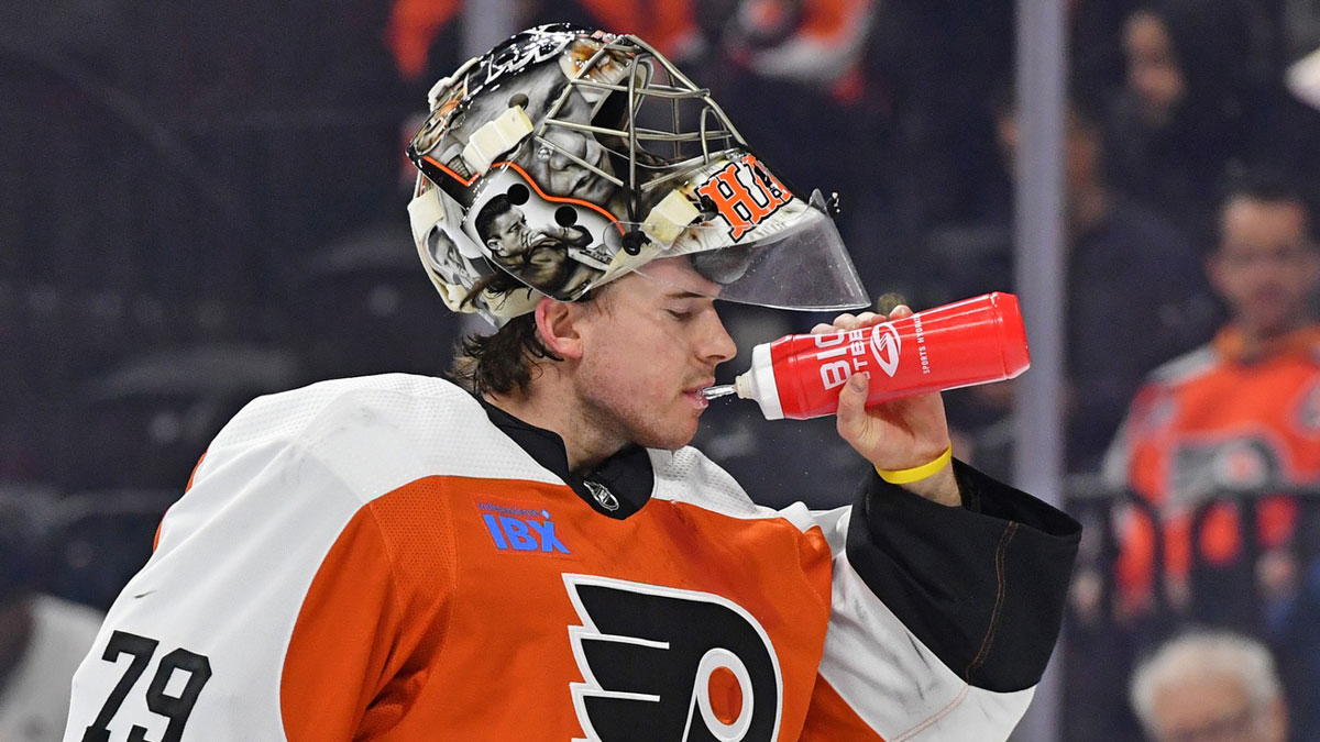 Philadelphia Flyers goaltender Carter Hart (79) against the Pittsburgh Penguins at Wells Fargo Center