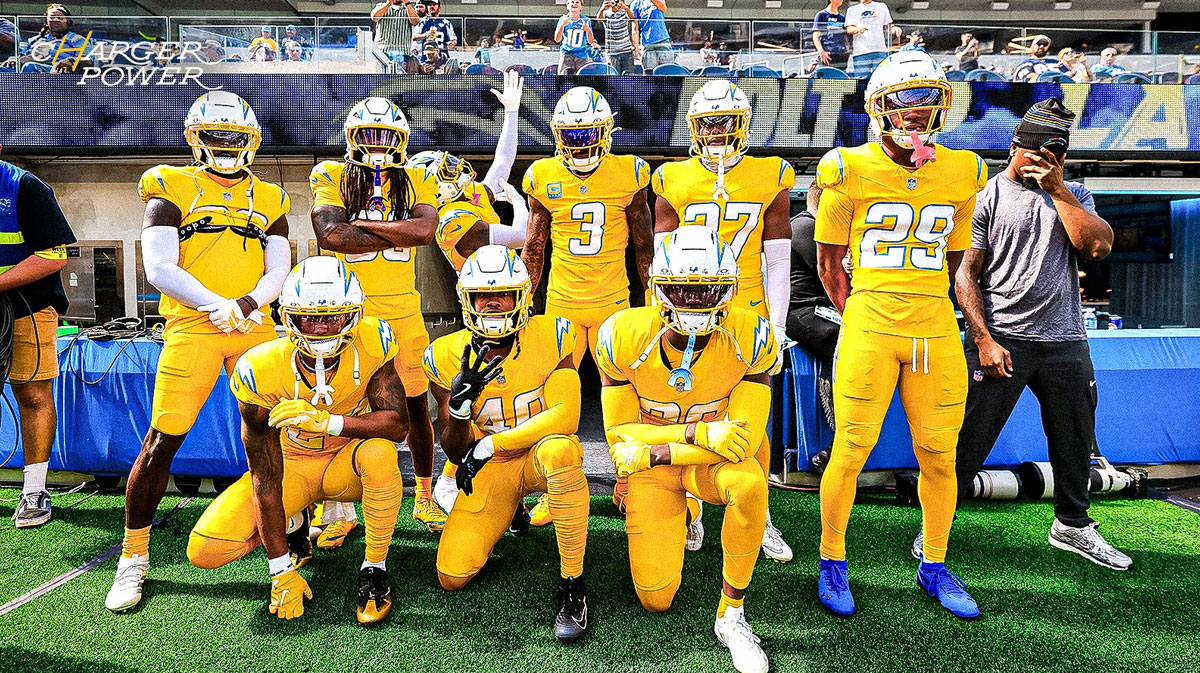 Indy trolls Chargers’ bright yellow jerseys with epic Minions post