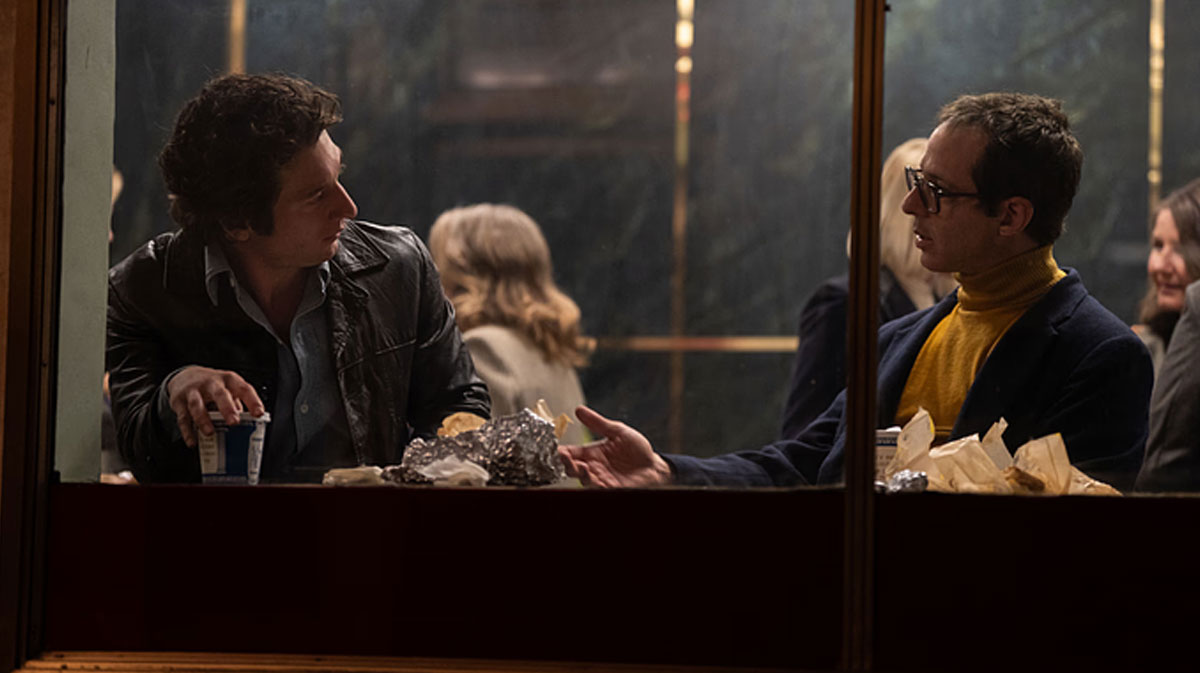 Jeremy Allen White and Jeremy Strong.