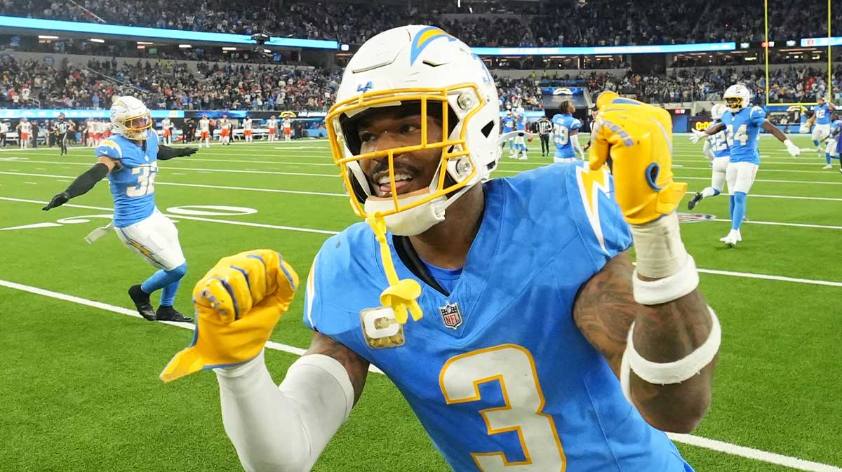 Los Angeles Chargers safety Derwin James Jr. (3) celebrates at the end of the game against the Cincinnati Bengals at SoFi Stadium.