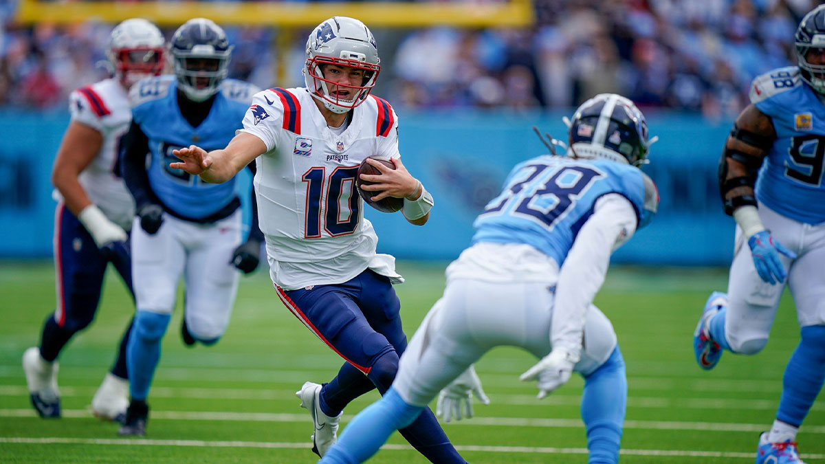 New England Patriots quarterback Drake Maye (10) runs around Tennessee Titans cornerback L'Jarius Sneed (38) during the first quarter at Nissan Stadium.