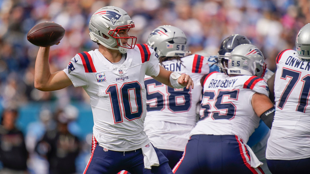 New England Patriots quarterback Drake Maye (10) fires the ball downfield during the first quarter against the Tennessee Titans at Nissan Stadium in Nashville, Tenn.