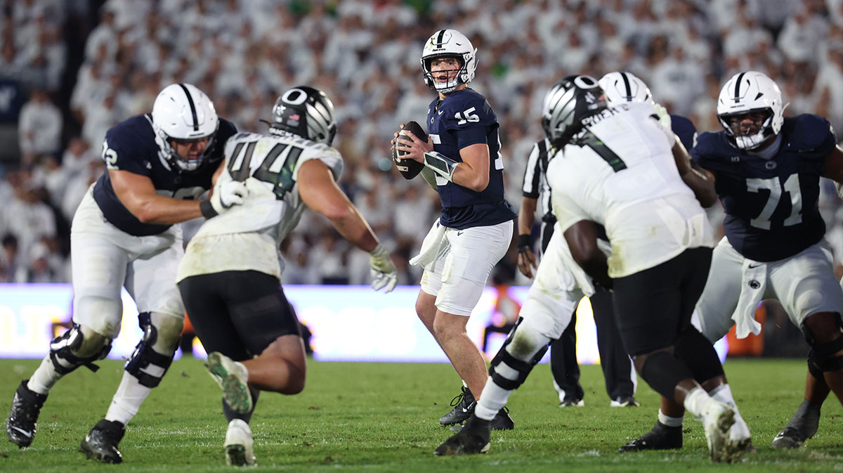 Penn State Nittany Lions quarterback Drew Allar (15) looks downfield prior to throwing during the fourth quarter against the Oregon Ducks at Beaver Stadium.