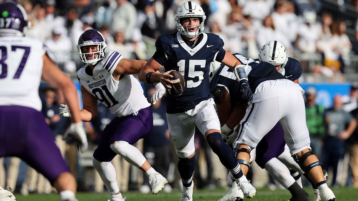 Penn State Nittany Lions quarterback Drew Allar (15) runs with the ball during the second quarter against the Northwestern Wildcats at Beaver Stadium.