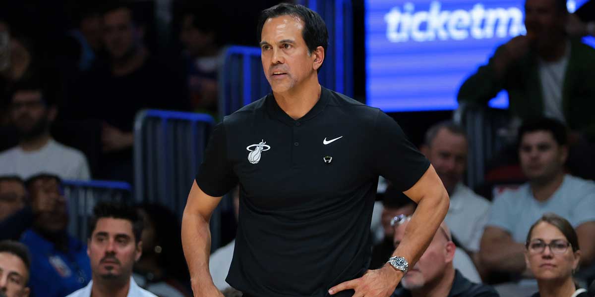 Miami Heat head coach Erik Spoelstra watches from the sideline against the New York Knicks during the second quarter at Kaseya Center.