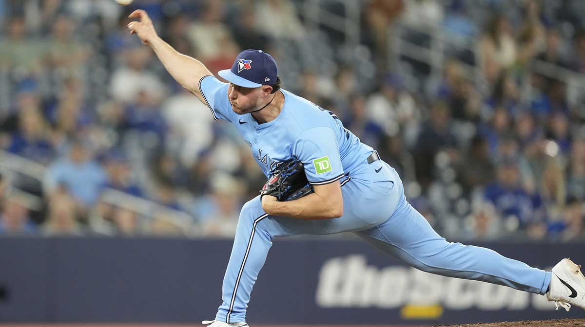 Astros announce signing of ex-Blue Jays pitcher to 1-year contract