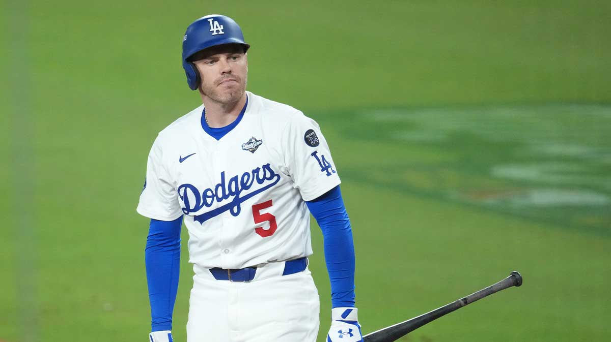 Los Angeles Dodgers first baseman Freddie Freeman (5) reacts after striking out in the ninth inning against the Toronto Blue Jays during game five of the 2025 MLB World Series at Dodger Stadium.