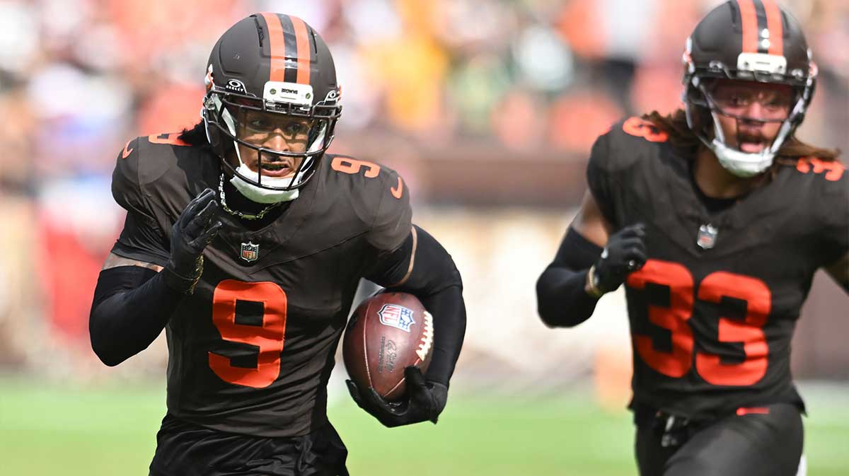 Cleveland Browns safety Grant Delpit (9) returns an interception against the Green Bay Packers during the fourth quarter at Huntington Bank Field.