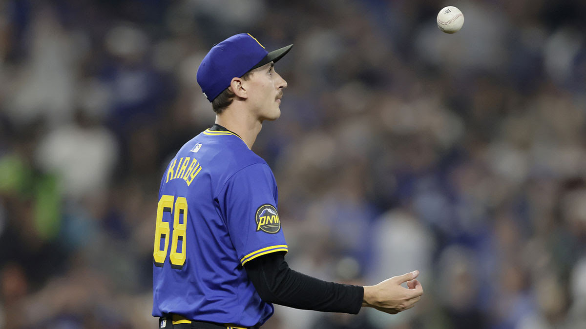 Mariners’ George Kirby, Luis Castillo tabbed for ALDS starts