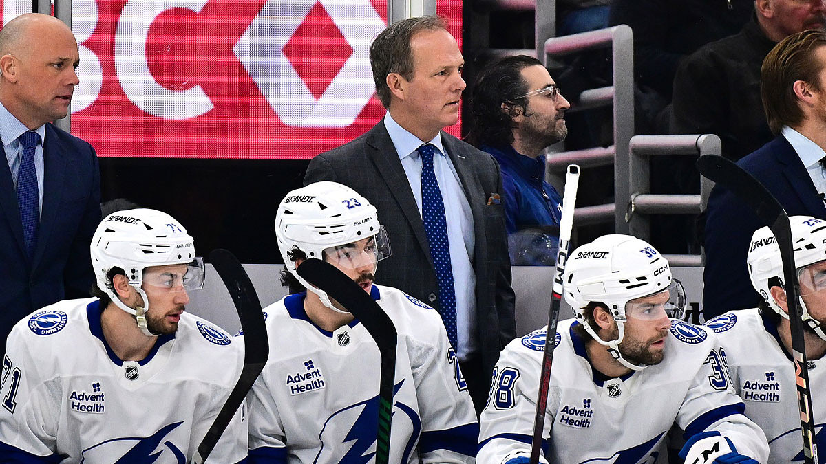 Tampa Bay Lightning head coach Jon Cooper looks on against the Chicago Blackhawks during the first period at the United Center