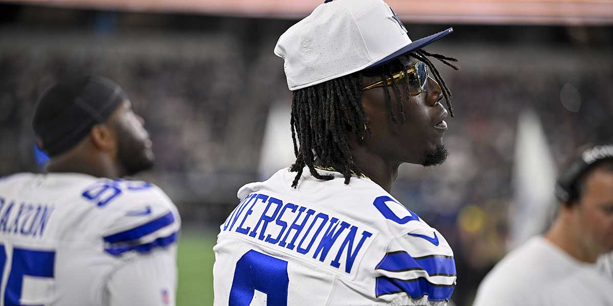 Dallas Cowboys linebacker DeMarvion Overshown (0) looks on before the game between the Dallas Cowboys and the Baltimore Ravens at AT&T Stadium.