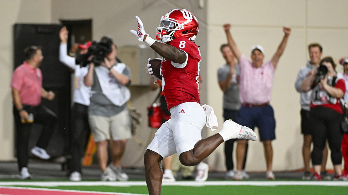 Indiana Hoosiers running back Kaelon Black (8) runs for a touchdown during the first half against the Michigan State Spartans at Memorial Stadium.