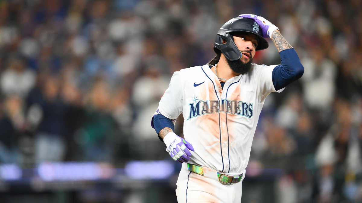 Mariners fans are going through it after seeing Game 3 final score