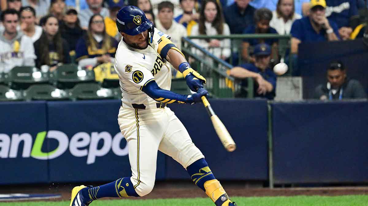Brewers’ Jackson Chourio clobbers first pitch of NLCS Game 2 for home run