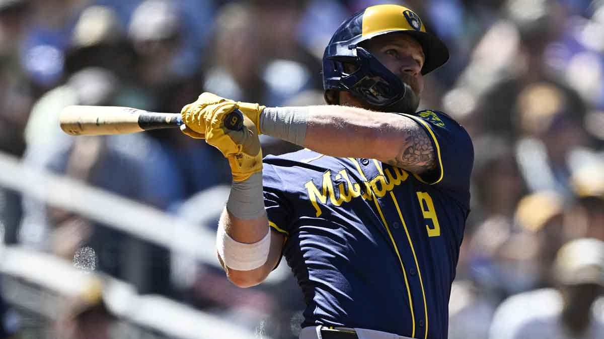 Brewers’ Jake Bauers gives NSFW bottom line to dealing with Dodger Stadium shadow