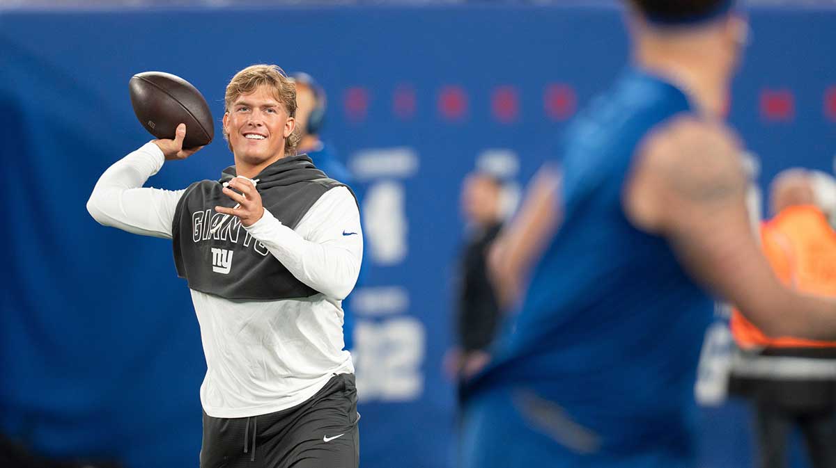 New York Giants quarterback Jaxson Dart before the Thursday Night Football game against the Philadelphia Eagles.