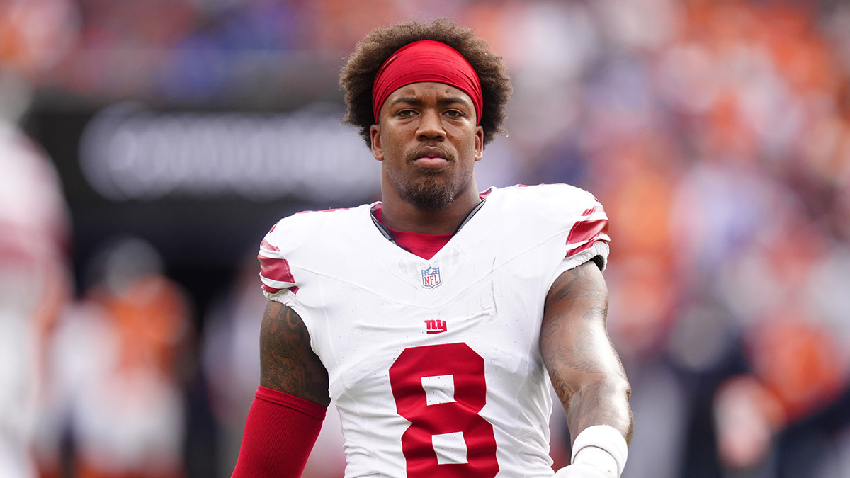 Giants loses Jevon Holland to knee injury during Broncos game