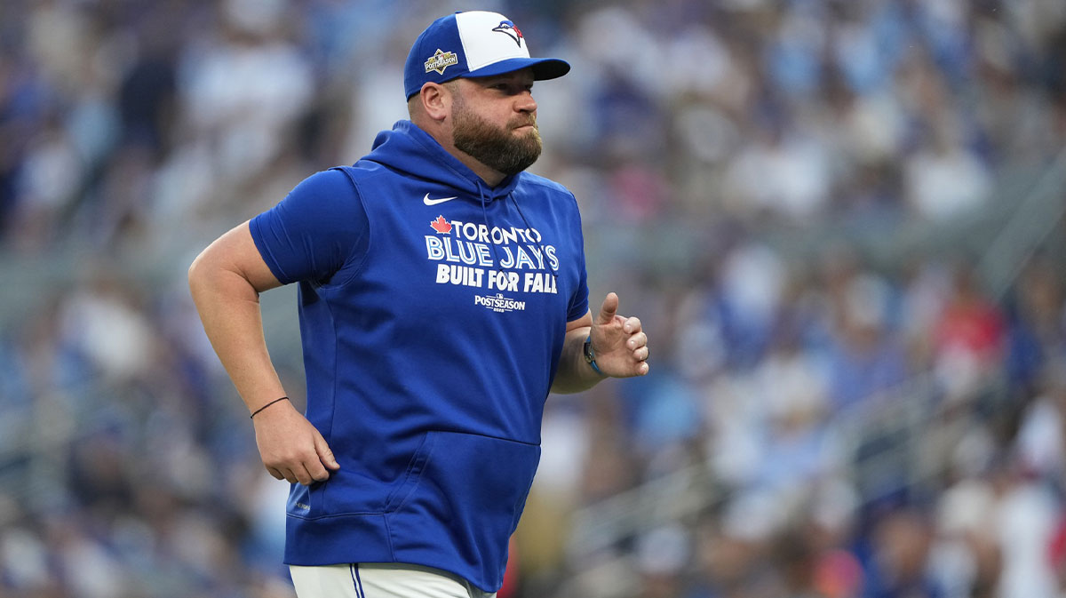 Toronto Blue Jays manager John Schneider (14) in the sixth inning against the New York Yankees during game two of the ALDS round for the 2025 MLB playoffs at Rogers Centre.