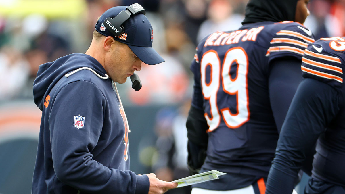 Chicago Bears head coach Ben Johnson against the New Orleans Saints during the second half at Soldier Field.