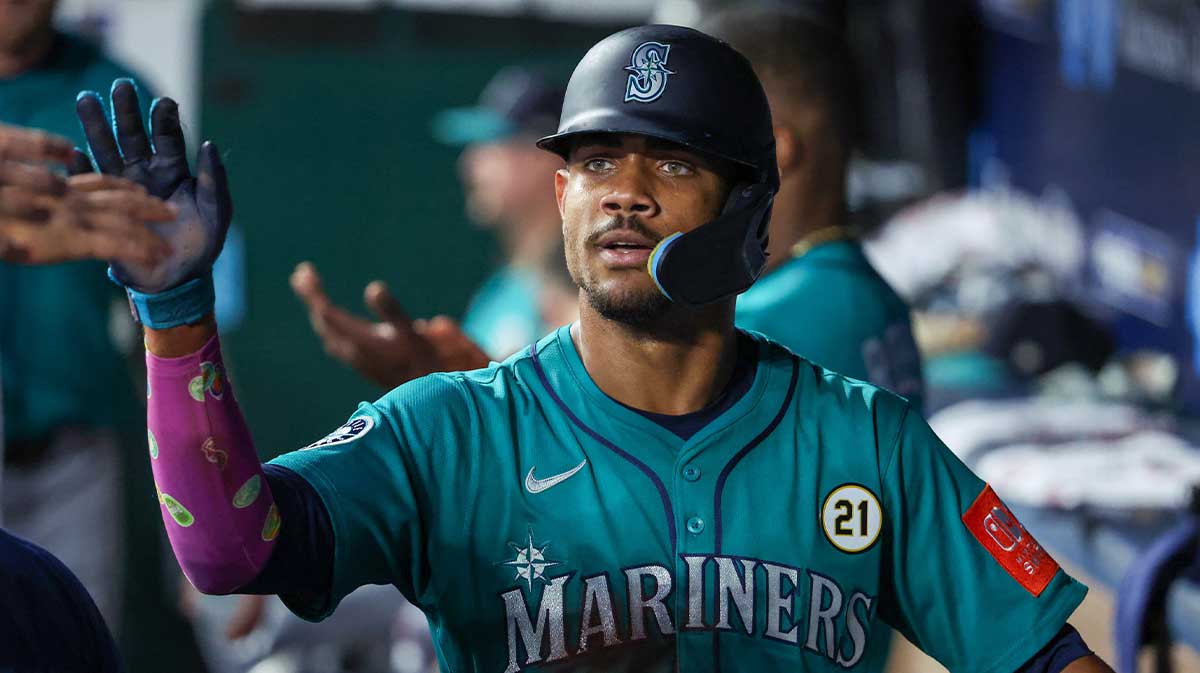 https://wp.clutchpoints.com/wp-content/uploads/2025/10/Julio-Rodriguez-1-1.jpg
