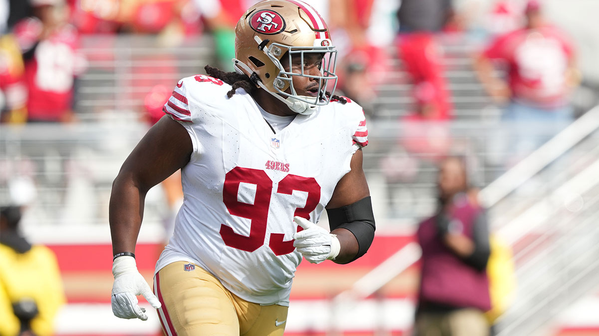 San Francisco 49ers defensive tackle Kalia Davis (93) during the third quarter against the Jacksonville Jaguars at Levi's Stadium.