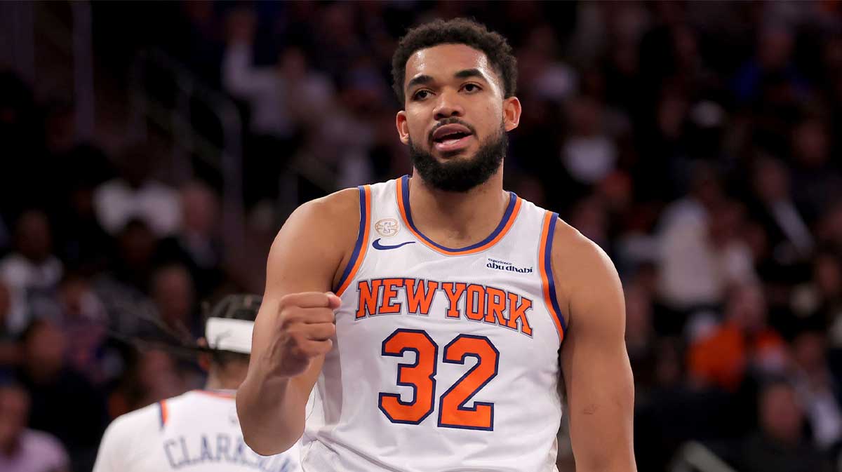 New York Knicks center Karl-Anthony Towns (32) reacts during the fourth quarter against the Cleveland Cavaliers at Madison Square Garden.