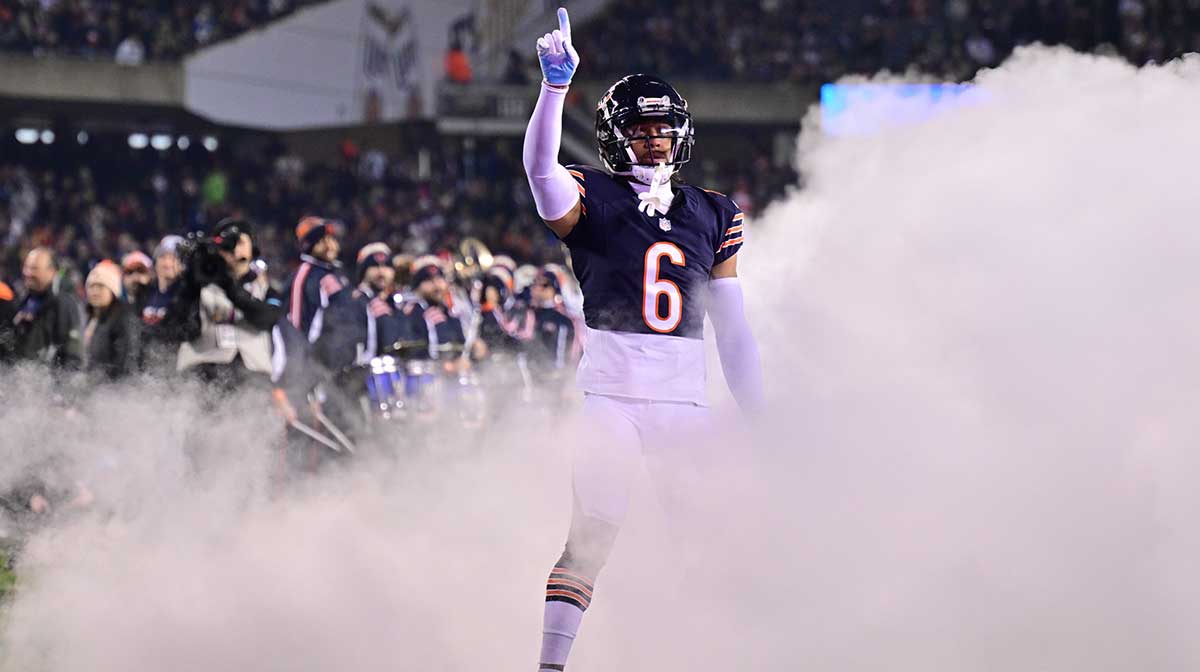 Chicago Bears cornerback Kyler Gordon (6) enters the field before the game against the Seattle Seahawks at Soldier Field.