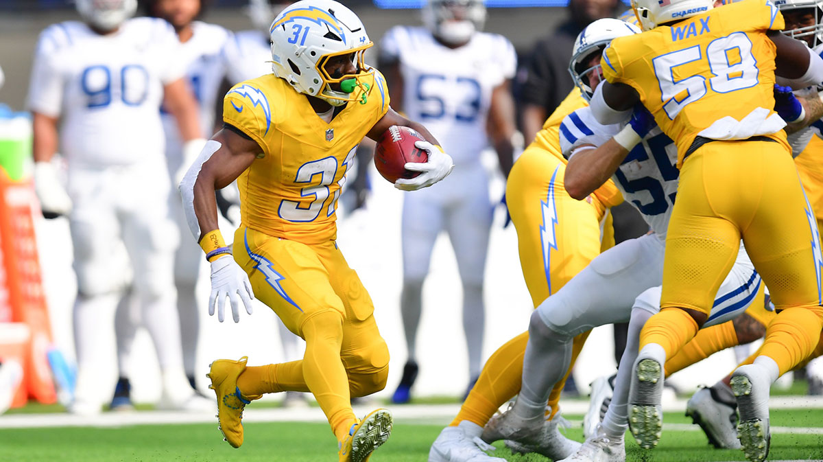 Chargers elevate two running backs for TNF amid backfield injuries
