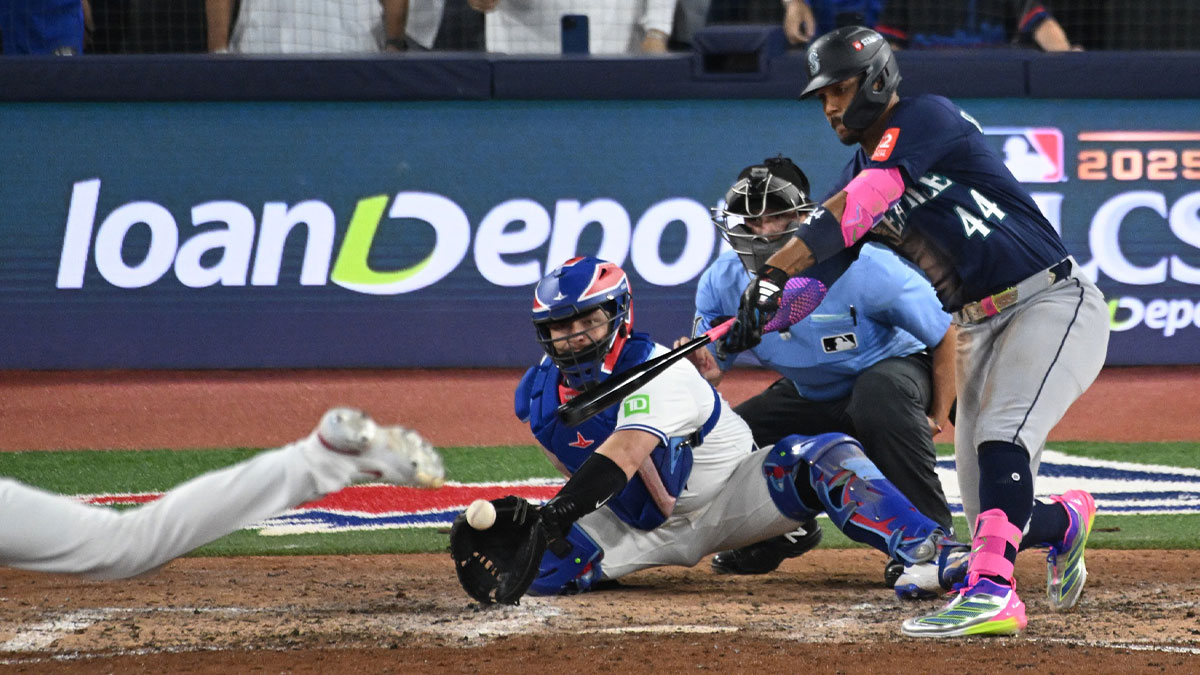 Mariners fans in shambles after painful ALCS Game 7 collapse