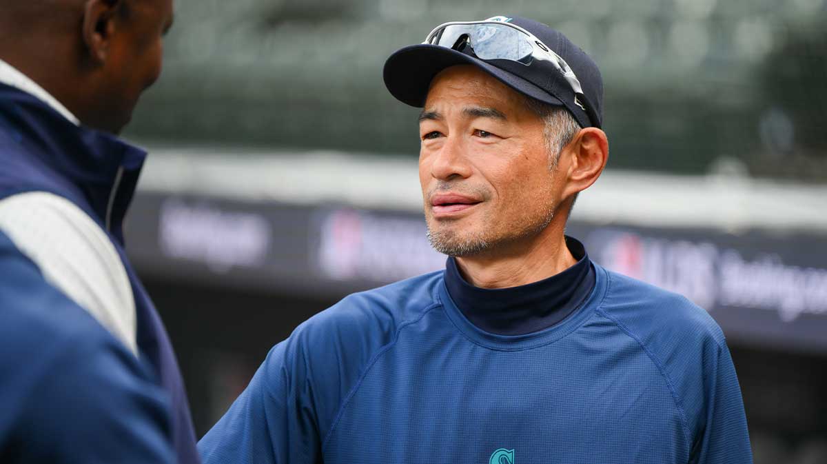 Mariners legend Ichiro Suzuki in the building for ALCS Game 3