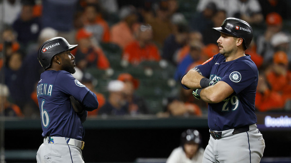 ; Seattle Mariners manager Dan Wilson (6) and catcher Cal Raleigh (29) celebrates Raleigh hitting a home run in the ninth inning against the Detroit Tigers during game three of the ALDS round for the 2025 MLB playoffs at Comerica Park.