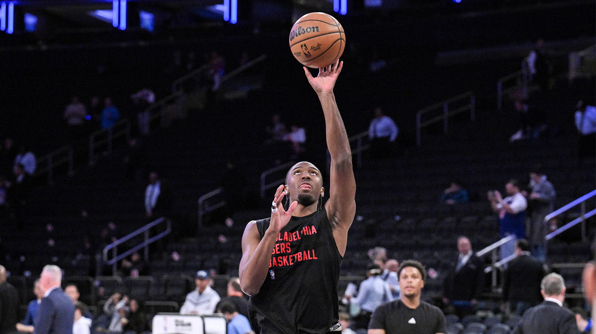 Philadelphia 76ers guard Tyrese Maxey (0) warms up before a game against the New York Knicks at Madison Square Garden.