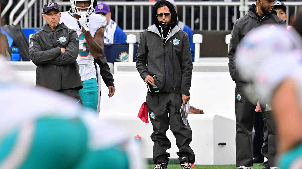 Miami Dolphins head coach Mike McDaniel watches from the sidelines during the second half against the Cleveland Browns at Huntington Bank Field.