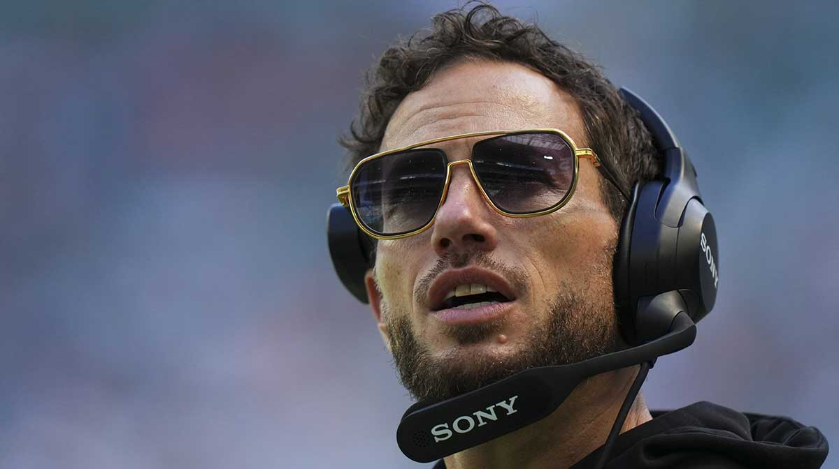 Dolphins’ Mike McDaniel reveals owner conversations as seat gets hotter