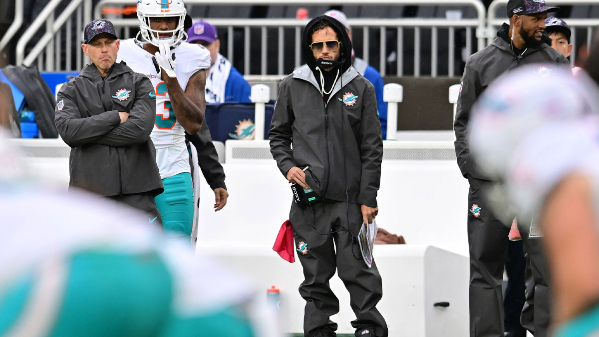 Miami Dolphins head coach Mike McDaniel watches from the sidelines during the second half against the Cleveland Browns at Huntington Bank Field.