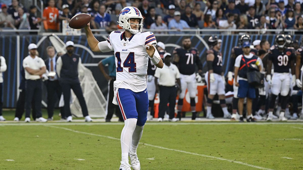 Buffalo Bills quarterback Mike White (14) throws during the first half against the Chicago Bears at Soldier Field.