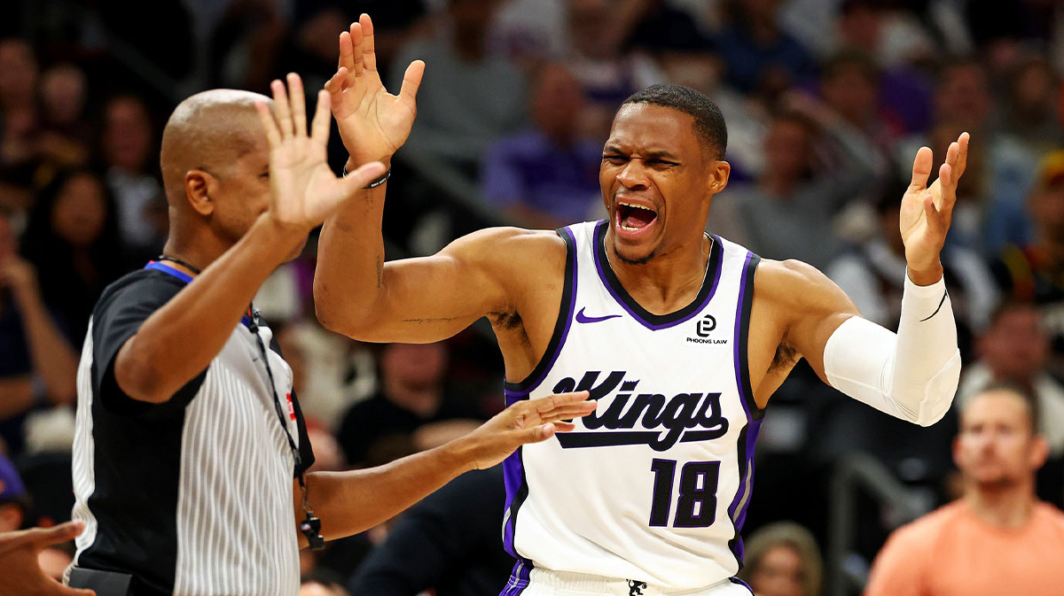 Fans get first in-game look at Russell Westbrook in Kings uniform